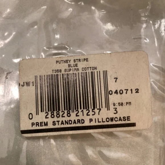 Ralph Lauren Set of Two Premium Standard Pillowcases Supima Cotton NEVER USED - Picture 7 of 14